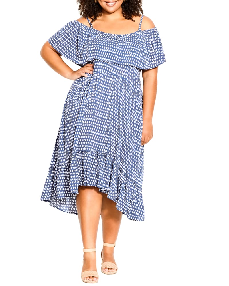 Plus size model wearing  by Avenue | Dia&Co | dia_product_style_image_id:189254